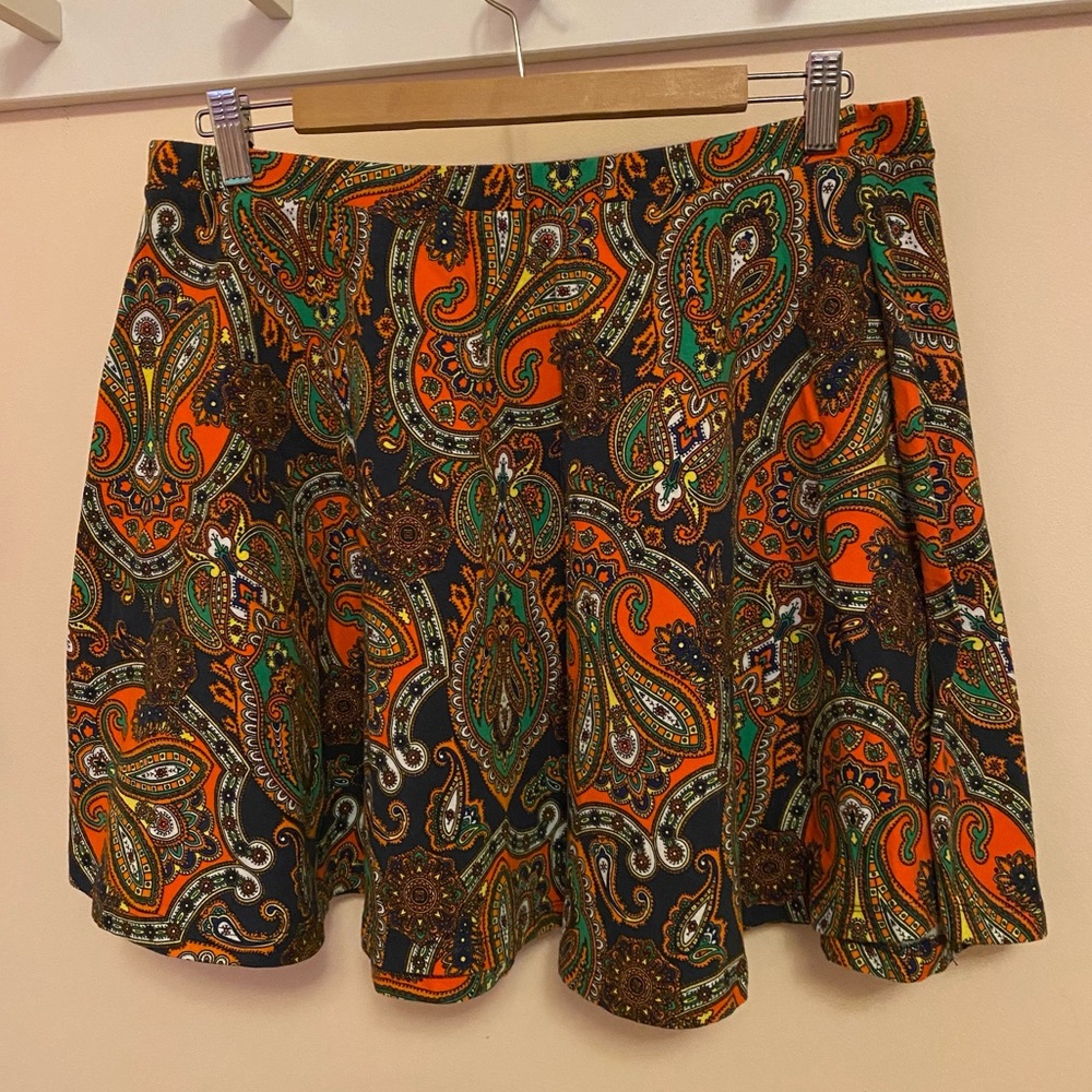 Retro 70s look paisley circle mini skirt ASOS